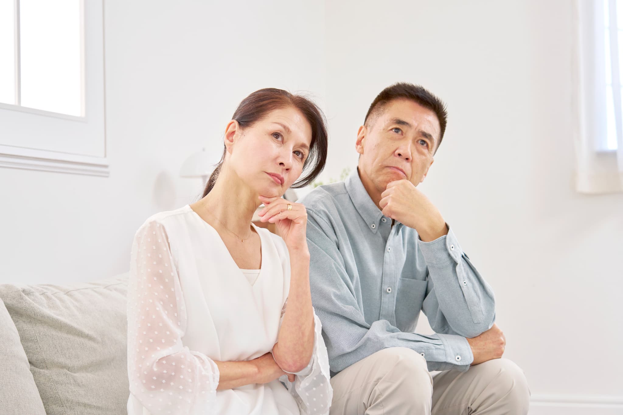 根管治療ができない場合はどうするのか考える夫婦