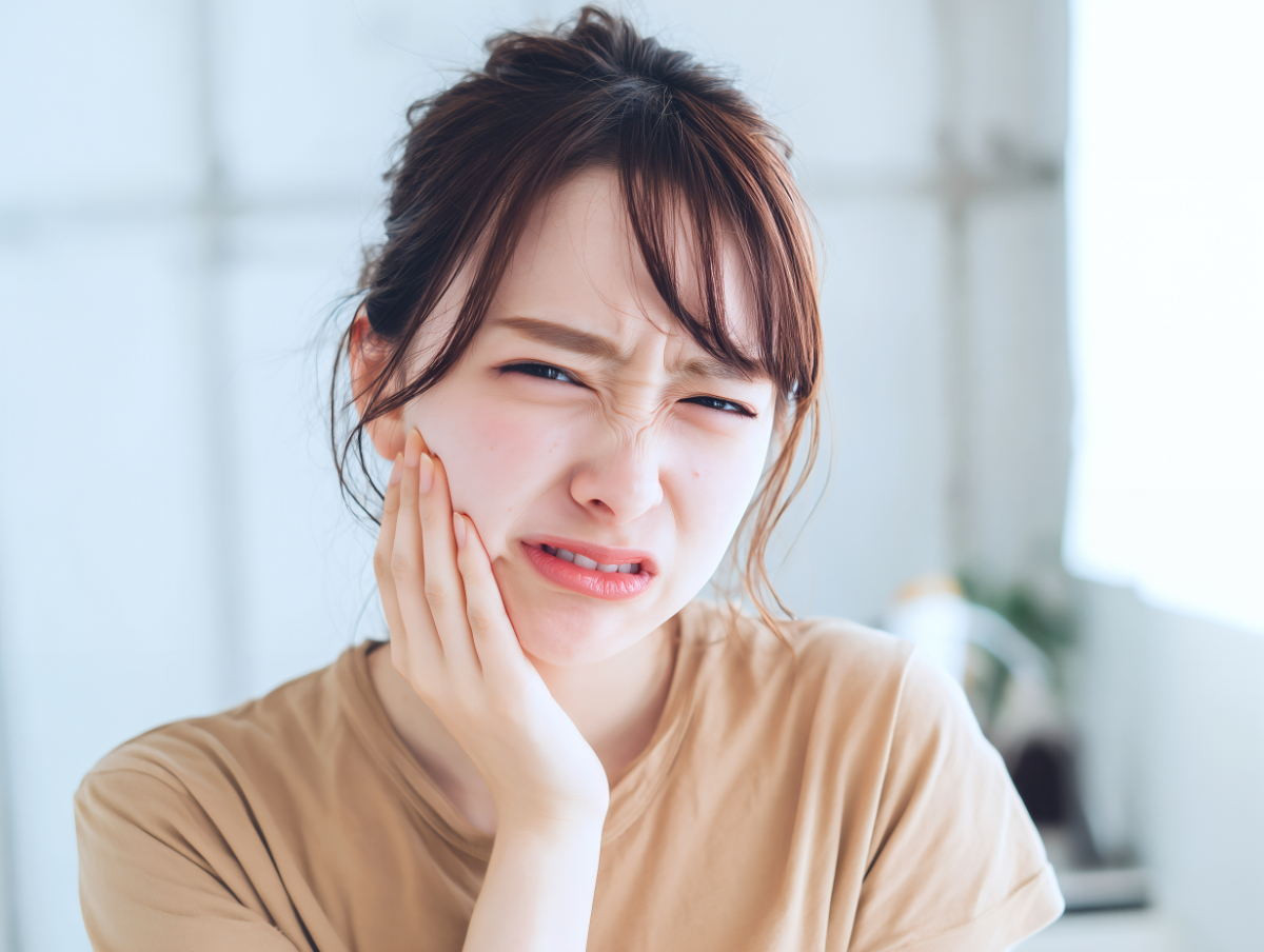 親知らずの腫れで早めに歯科医院を受診したほうがよいほどの歯の痛み